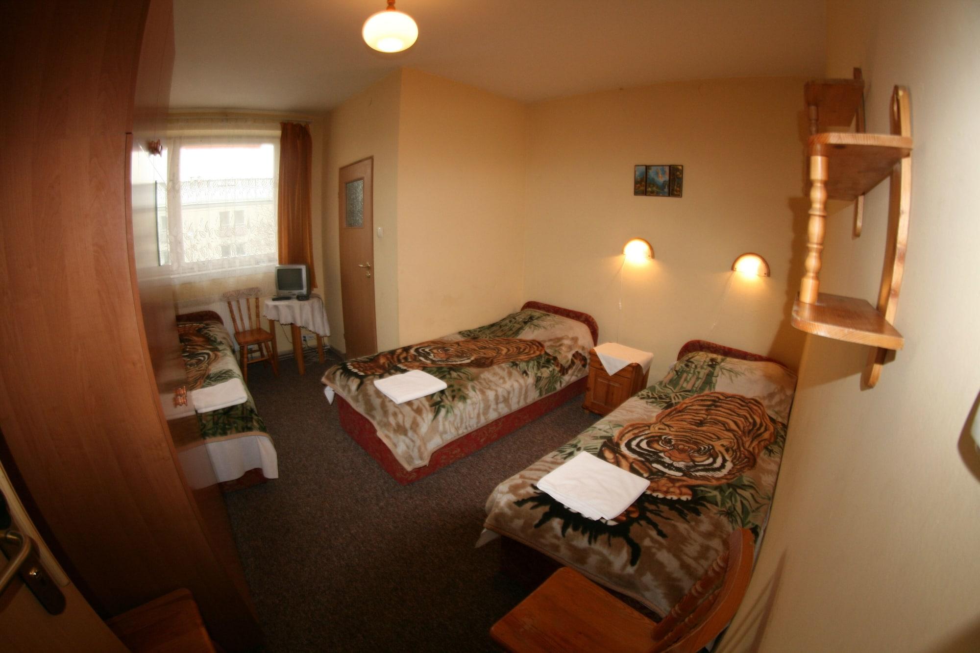 Hotel Daisy Superior à Cracovie Extérieur photo