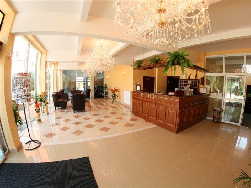 Hotel Daisy Superior à Cracovie Extérieur photo