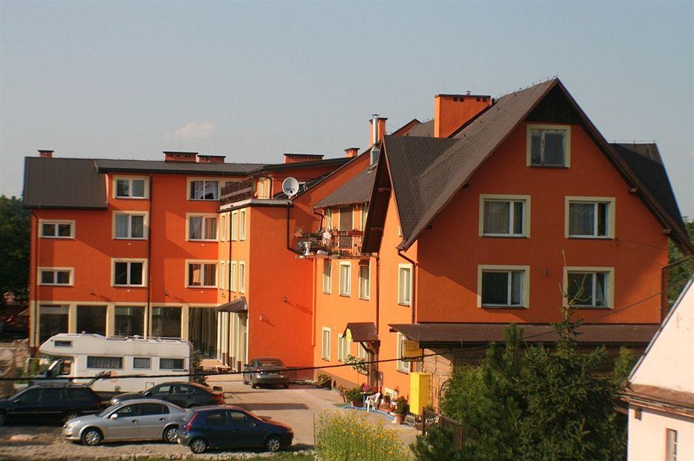 Hotel Daisy Superior à Cracovie Extérieur photo